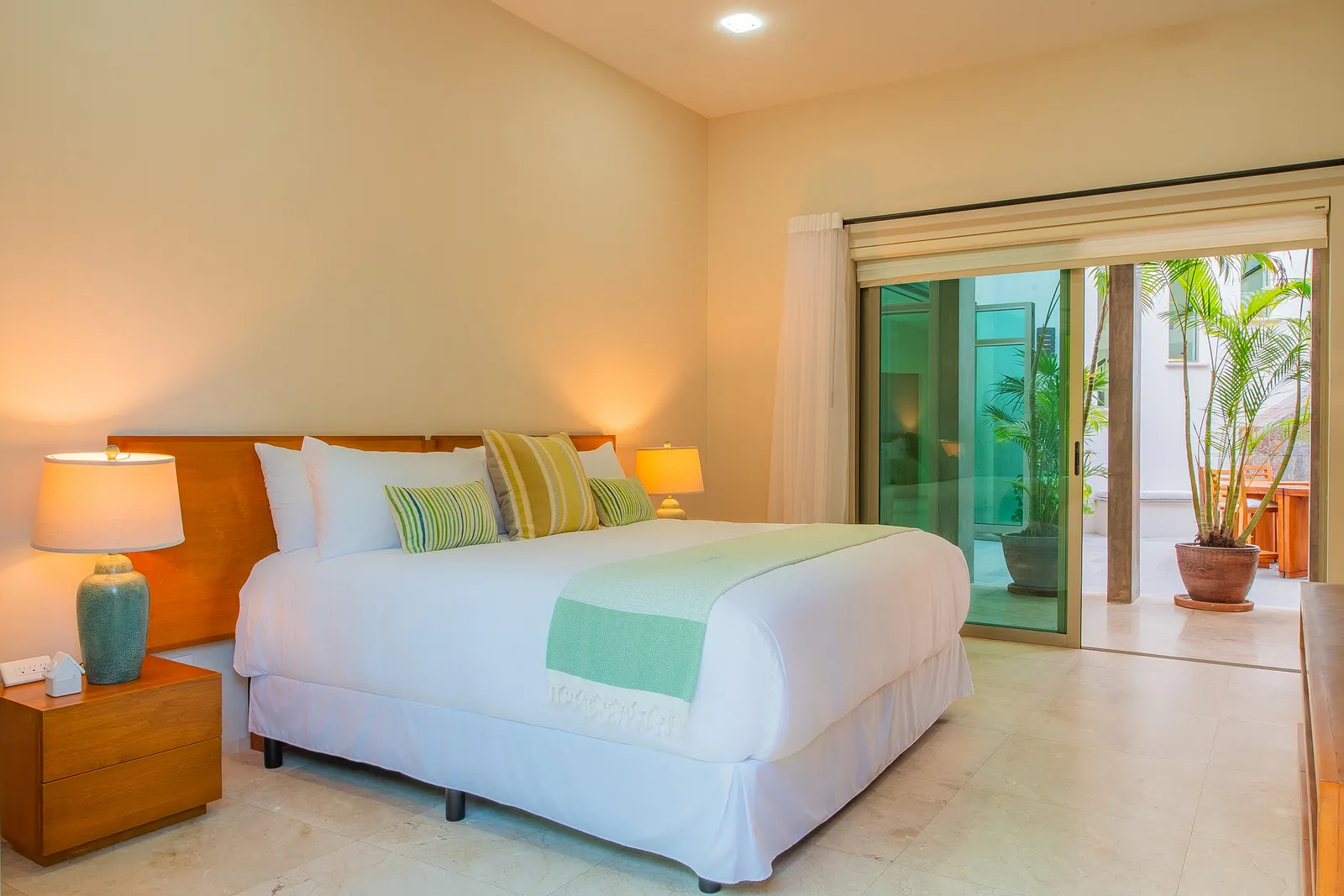 Main Level Guest Suite